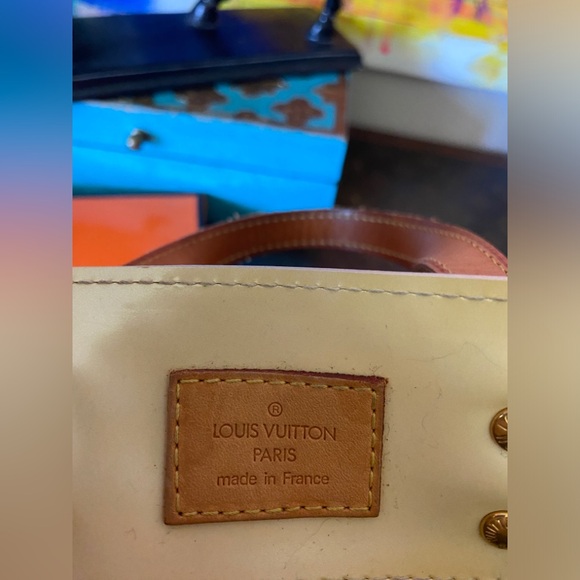 Rare Vintage LOUIS VUITTON Yellow Vernis patent Leather Reade Handbag Purse Bag - Picture 10 of 11